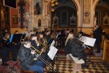 Młodzieżowa Orkiestra Dęta OSP Kamieńsk zaprasza na koncert kolęd w Radomsku