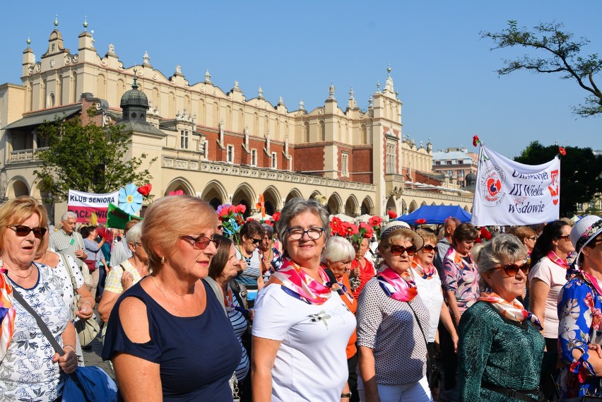 Seniorzy z całej Polski zjechali do Krakowa na Senioralia