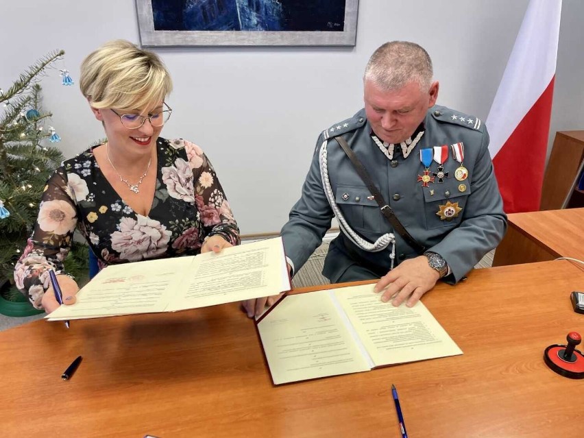 Podpisanie porozumienia pomiędzy Okręgiem Opolskim Związku...
