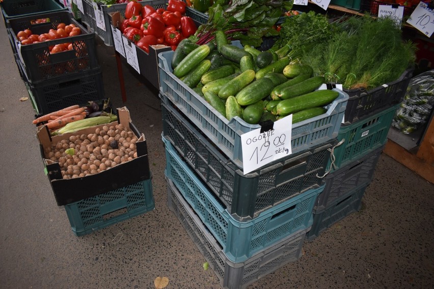Ceny warzyw i owoców w listopadzie na legnickim bazarze