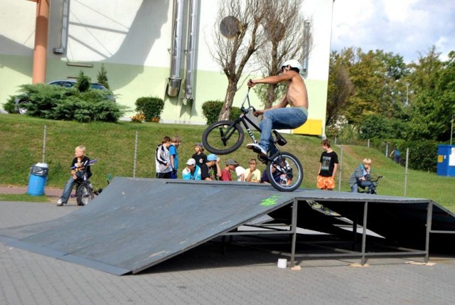 Skate park w Szamotułach niegdyś tętnił życiem. Dziś niestety świeci pustkami