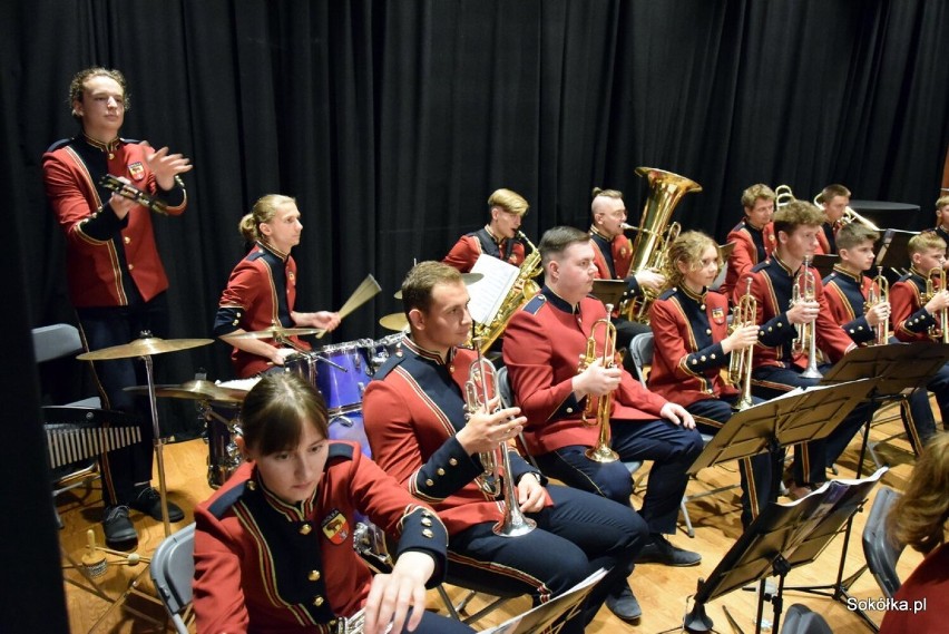Stuknęło im dziesięć lat! Miejska Orkiestra Dęta w Sokółce świętowała swój jubileusz