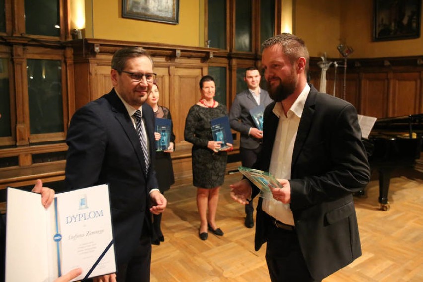 Nagrodę odbiera Steffen Zimny.