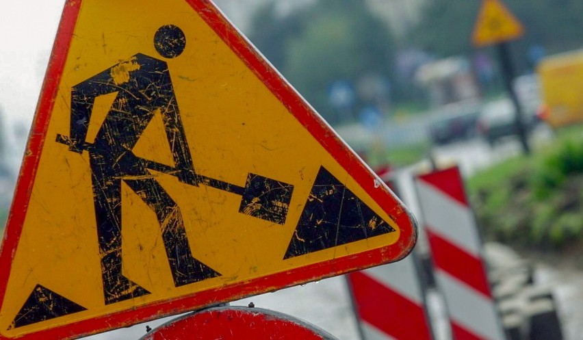 Radomsko. Powiat planuje inwestycje drogowe na 2023 rok. Gdzie będą remontować?