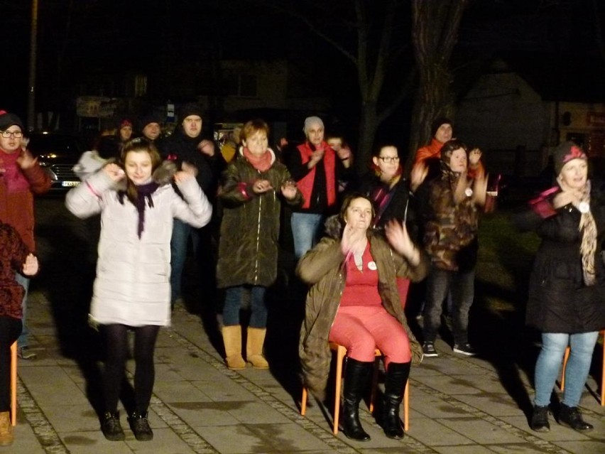 Zduńska Wola zatańczyła w Walentynki przeciwko przemocy
