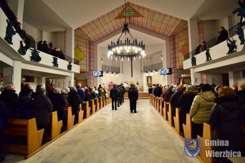 W gminie Wierzbica pomagają uchodźcom materialnie i duchowo. Będzie msza  święta w języku ukraińskim