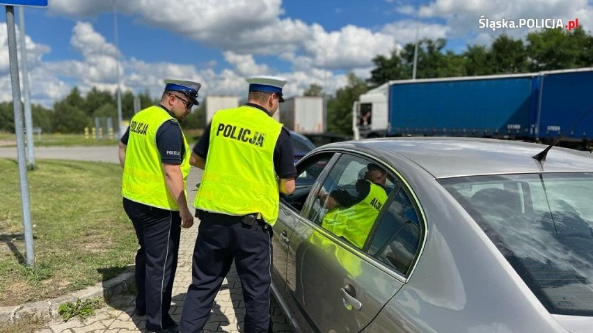 Dziś na drogach zwiększona liczba kontroli policji