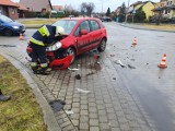 Sława. Zderzenie samochodów na skrzyżowaniu ulicy Ogrodowej z Obrońców Pokoju 