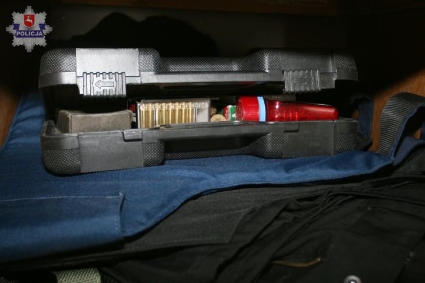 Nielegalna broń i amunicja w mieszkaniu