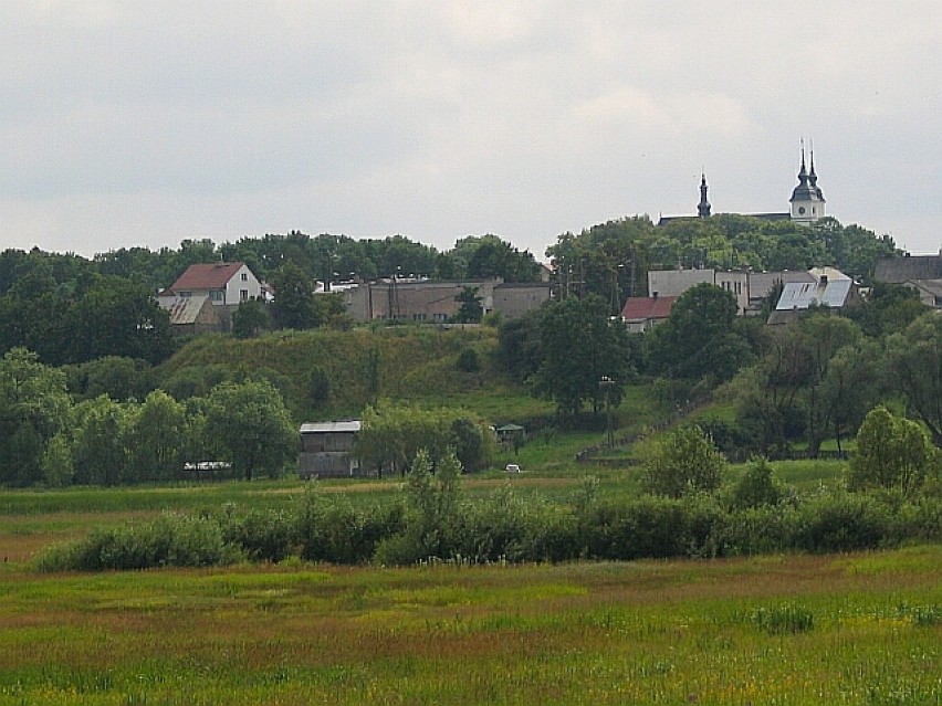 Goniądz - miasto o dość burzliwej historii, położone nad...