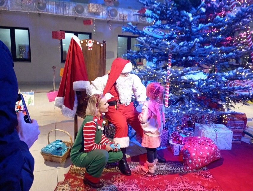Święty Mikołaj w Skierniewicach!! Wyjątkowe spotkanie w centrum miasta