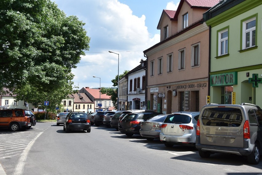 Zaparkowanie samochodu to też nie lada wyzwanie na ulicy...