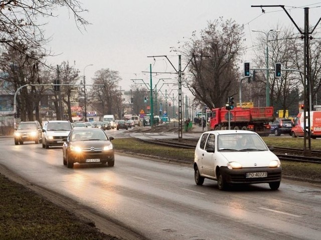 W miejscu, w którym ul. Grunwaldzka krzyżuje się z planowaną III ramą, stanie wiadukt