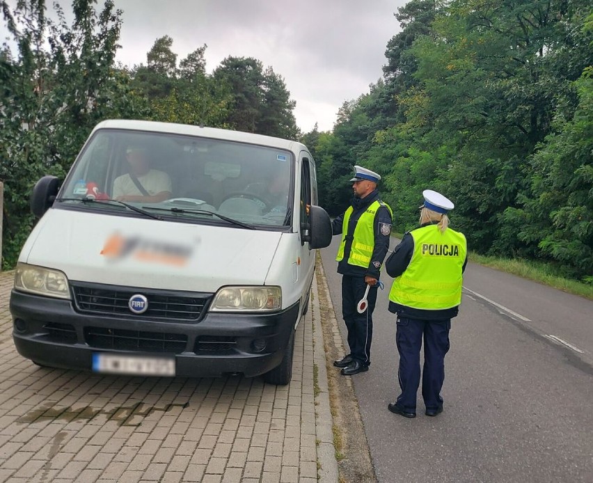 Żyj i pozwól żyć innym. Wieluńscy policjanci włączyli się w akcję ROAD SAFETY DAYS 