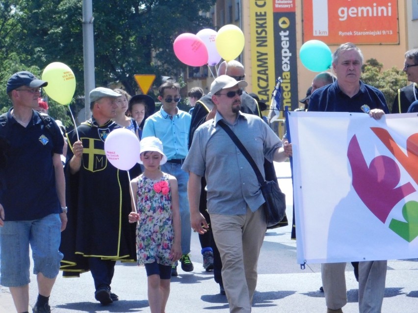 Marsz dla Życia i Rodziny w Koszalinie [ZDJĘCIA, WIDEO]