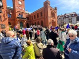 Piknik Europejski przed kołobrzeskim ratuszem. Uroczyście, a potem na luzie [ZDJĘCIA]