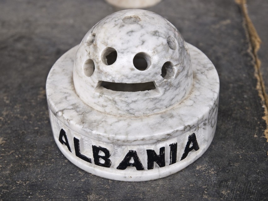 Choć trudno w to uwierzyć, Albania usiana jest bunkrami – na...