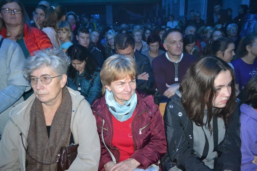 Z okazji czwartej edycji akcji charytatywnej "Dwa Światy" w...