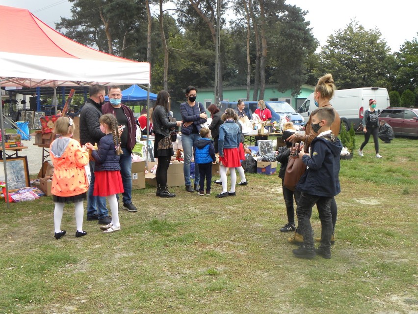 Festyn dla Sandry Wolniak w Koźminku. Zbierają na najdroższy lek świata. ZDJĘCIA