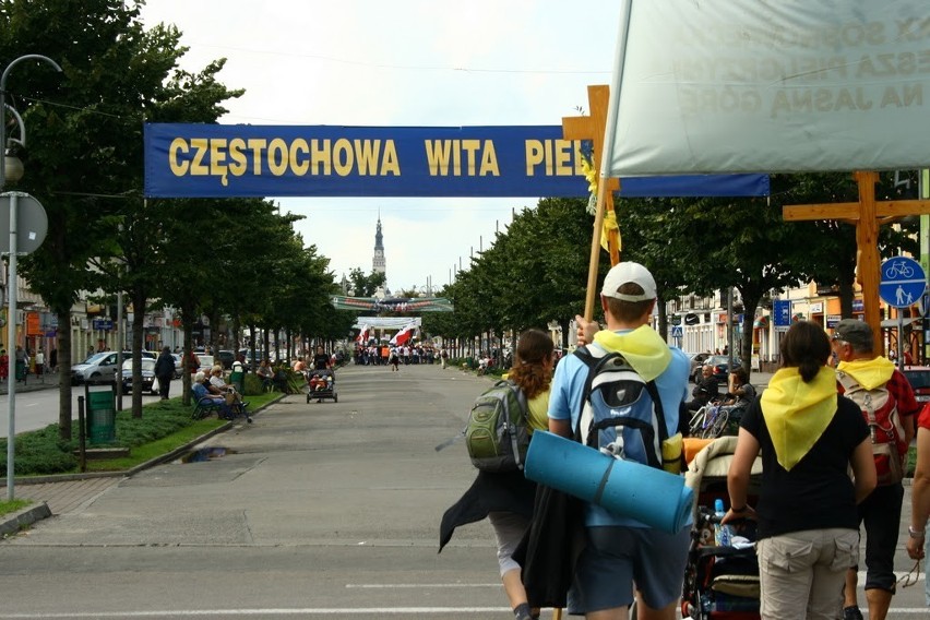 Pielgrzymi z Jaworzna zdobyli Jasną Górę [ZDJĘCIA]