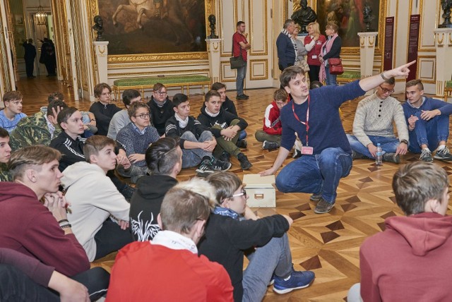 Zwiedzili Zamek Królewski i Muzeum Powstania Warszawskiego