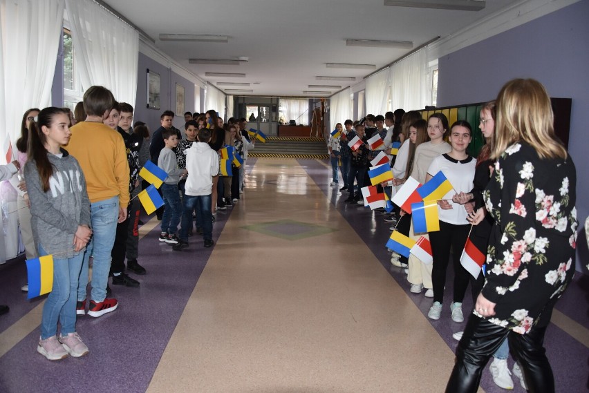 Tak wyglądało przyjęcie ukraińskich uczniów w SP nr 8 w...