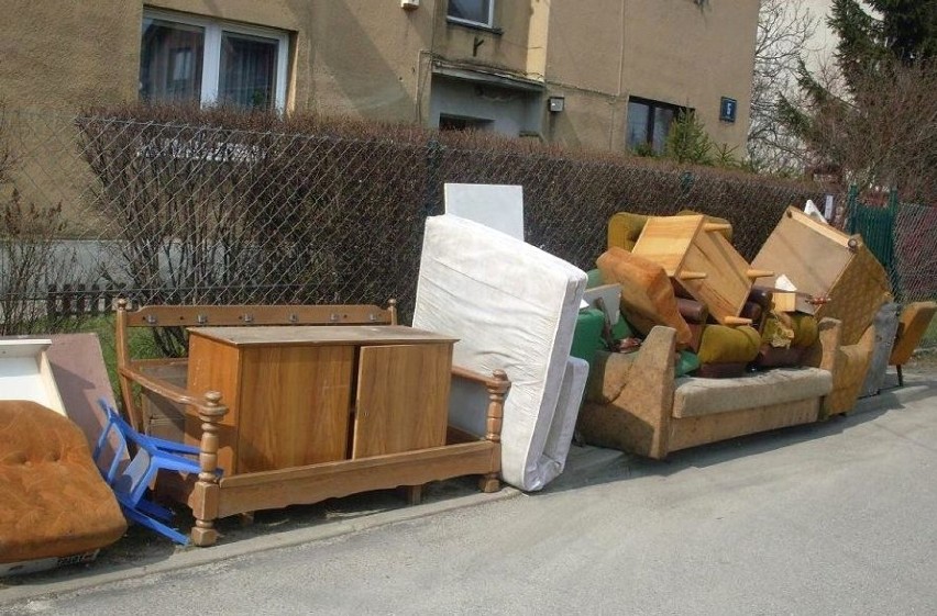 Zbiórka odpadów wielkogabarytowych w gminie Wieluń - jesień 2022 HARMONOGRAM