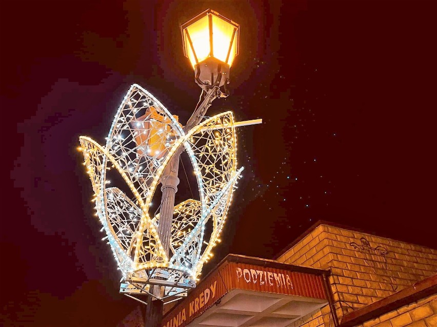  Magia świątecznych iluminacji w Chełmie. Zobacz zdjęcia