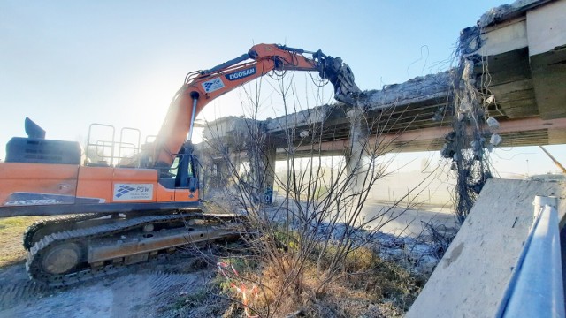 Ruszyła rozbiórka jednego z wiaduktów w ciągu ul. Zjednoczenia w Zielonej Górze