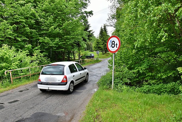 Nowy most w Szymbarku powstanie jeszcze w tym roku. Podobnie będzie na granicy Siar i Sękowej