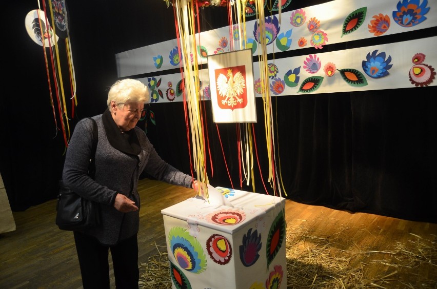 Wybory prezydenckie 2015: Lokal wyborczy w Czerwonaku