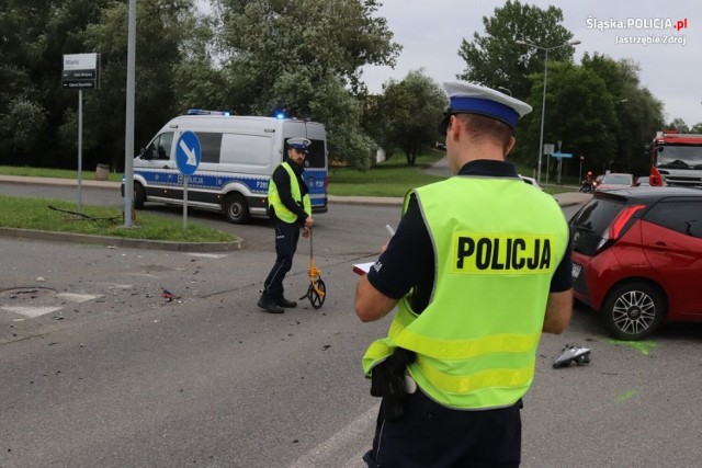 Jak wynika z ustaleń mundurowych, do zderzenia toyoty i opla doprowadził kierowca pierwszego z aut.