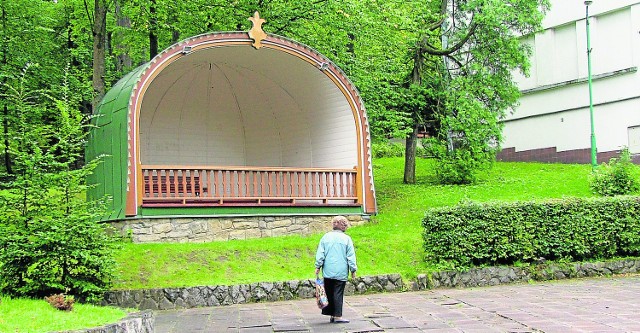 Być może w następne wakacje w muszli koncertowej w Szczawnicy zabrzmi w końcu muzyka