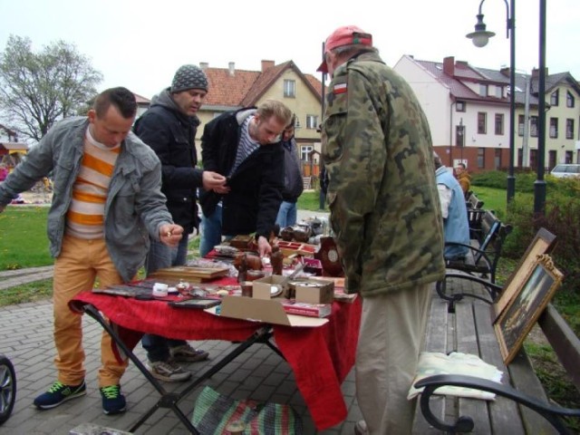 Nowy Dwór Gdański. Kolejny w tym sezonie Pchli Targ odbędzie się w najbliższą sobotę, 29 lipca. Wydarzenie tradycyjnie już odbędzie się na deptaku przy placu zabaw przed Żuławskim Ośrodkiem Kultury.