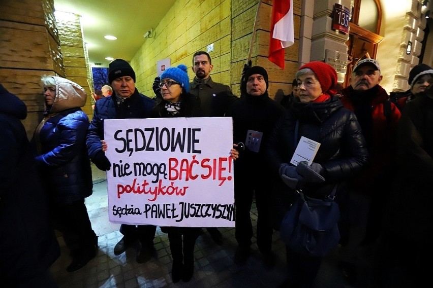 Protest w obronie sędziego Juszczyszyna i wolnych sądów