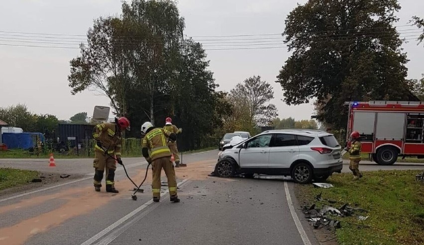 Gmina Cedry Wielkie. Na skrzyżowaniu w Trutnowach doszło do wypadku. Mieszkańcy znów apelują by zwiększyć bezpieczeństwo na drodze