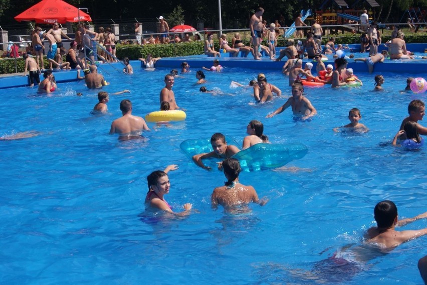 Szaleństwo na basenie w Szymocicach [FOTO]