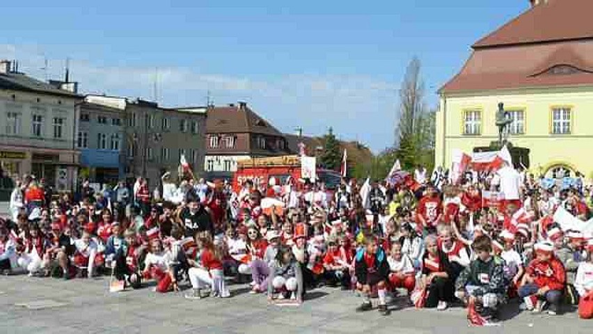 Bieg Flagi RP Darłowo. Blisko 1000 uczestników Biegu Flagi RP w Darłowie