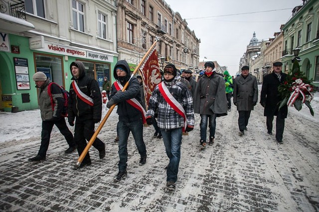 Marsz na Piotrkowskiej w rocznicę wybuchu powstania styczniowego