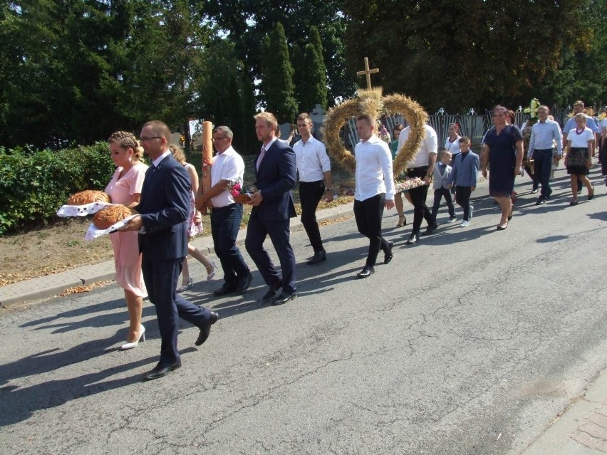 Dożynki gminne w Papowie Biskupim - tam świętowali rolnicy z...