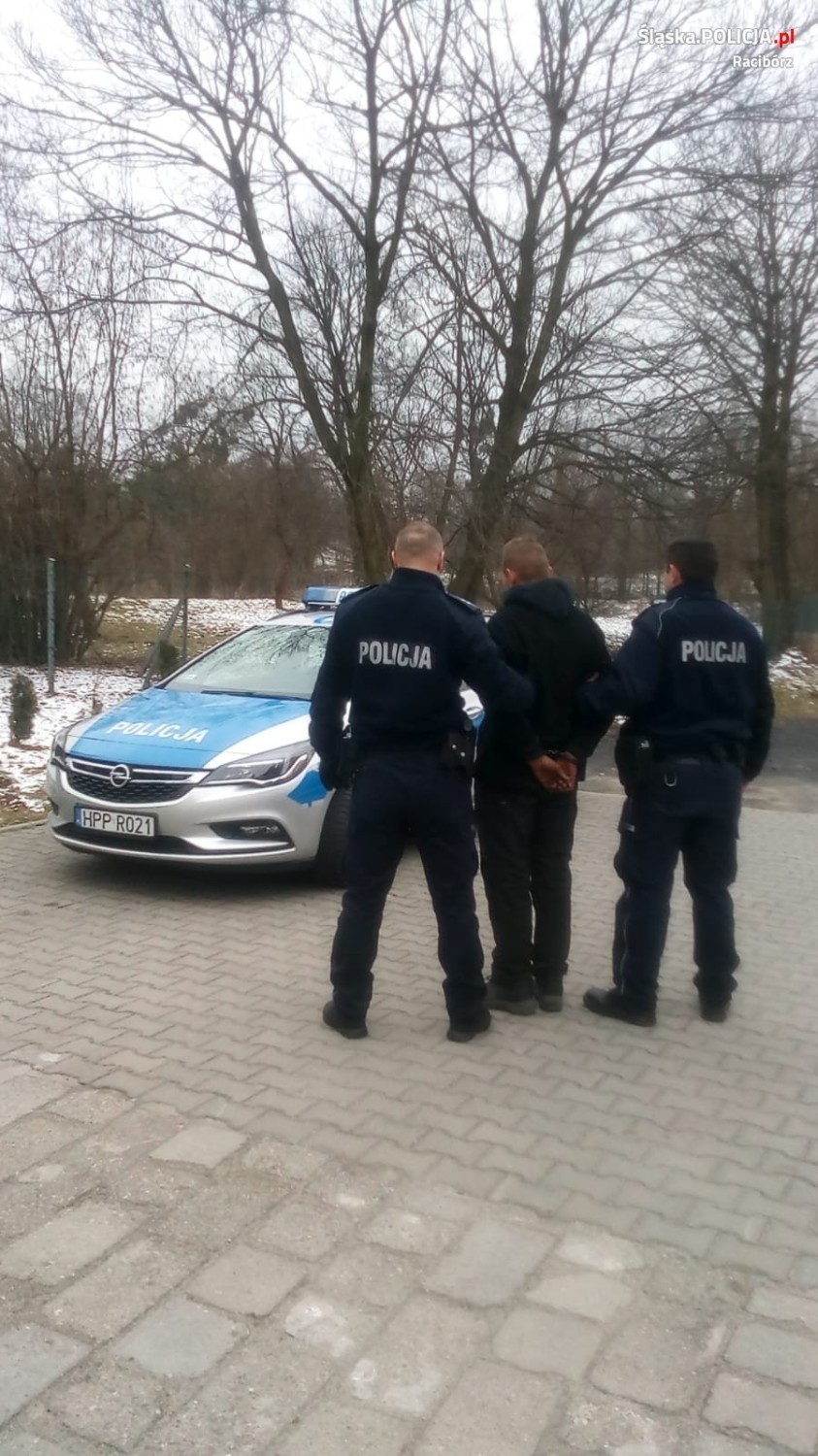 Policjanci zatrzymali sprawców pobicia w Zawadzie Książęcej