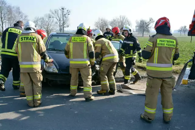 W Wielowiczu w powiecie sępoleńskim w sobotę 9 marca doszło do zderzenia czterech samochodów osobowych.