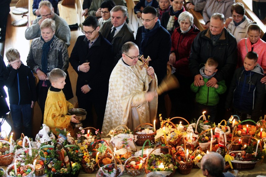 Wielkanoc 2021 w Legnicy. Święcenia pokarmów w legnickich kościołach. Na jakich zasadach się odbędą i w jakich godzinach? 