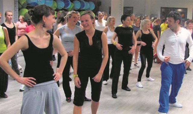 Przedstawiciele 26 Fitness Klub będą uczyć tańczyć bełchatowian zumby, hip-hopu i afro dance