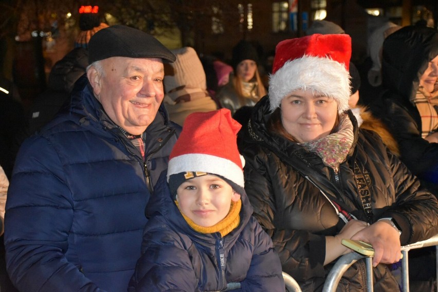 Pleszew rozbłysnął tysiącami światełek! Trzy, dwa, jeden…....