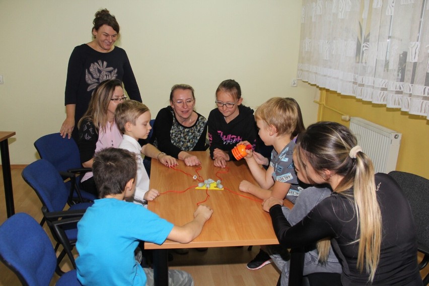 W brzezińskiej poradni psychologiczno-pedagogicznej ruszył cykl spotkań dotyczących rodzinnego grania w gry planszowe