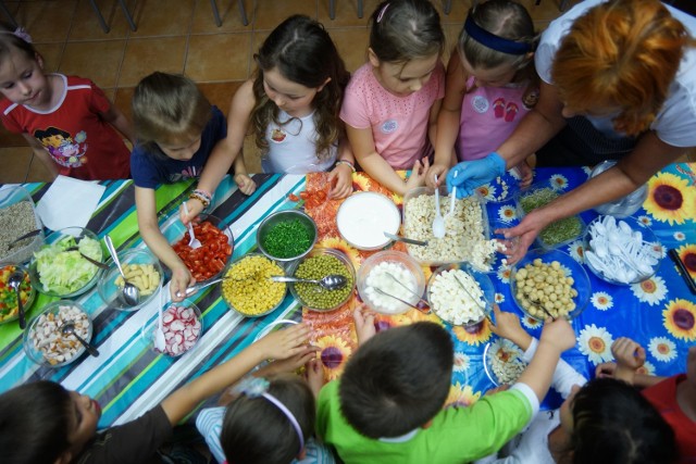 Rekrutacja do przedszkoli co roku zaczyna się z dużym wyprzedzeniem. Nie przegap okresu składania podań i dowiedz się, jakie są obowiązujące wymagania.