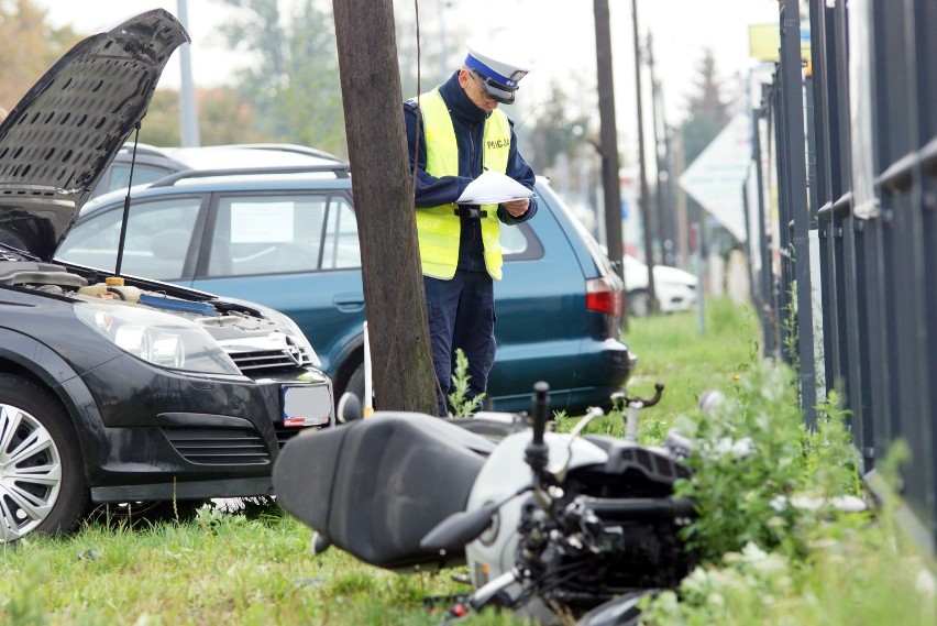 Wypadek motocyklisty na ulicy Warszawskiej w Kaliszu