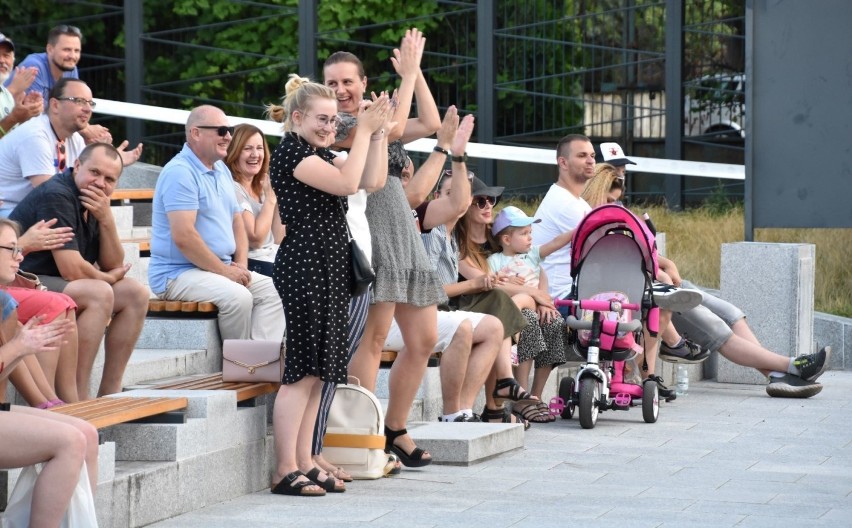 Grupa Echa „odmrożona” po pandemicznej przerwie zagrała koncert i zaskoczyła. Nie tylko „Chamskim Beatem”!