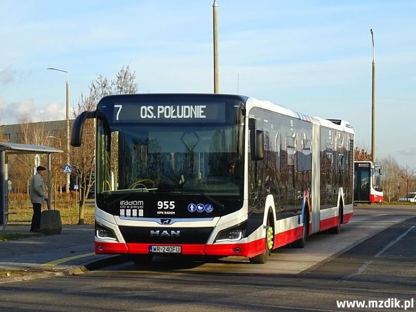 Nowe autobusy marki MAN obsługują już radomskie linie....